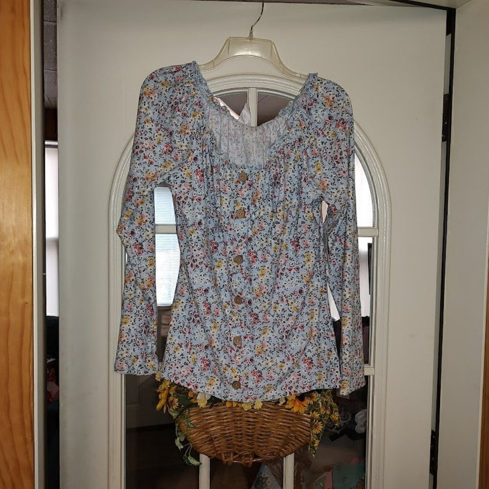 New No Boundaries Long Sleeved Floral Top With Mask Junior Women XL15/17
